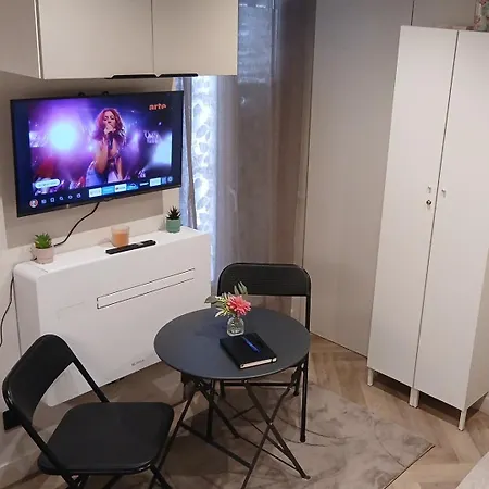 Apartment Luxury - *